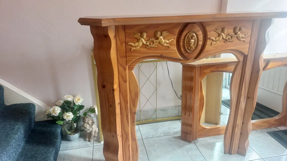 Fireplace and Mirror - Image 4