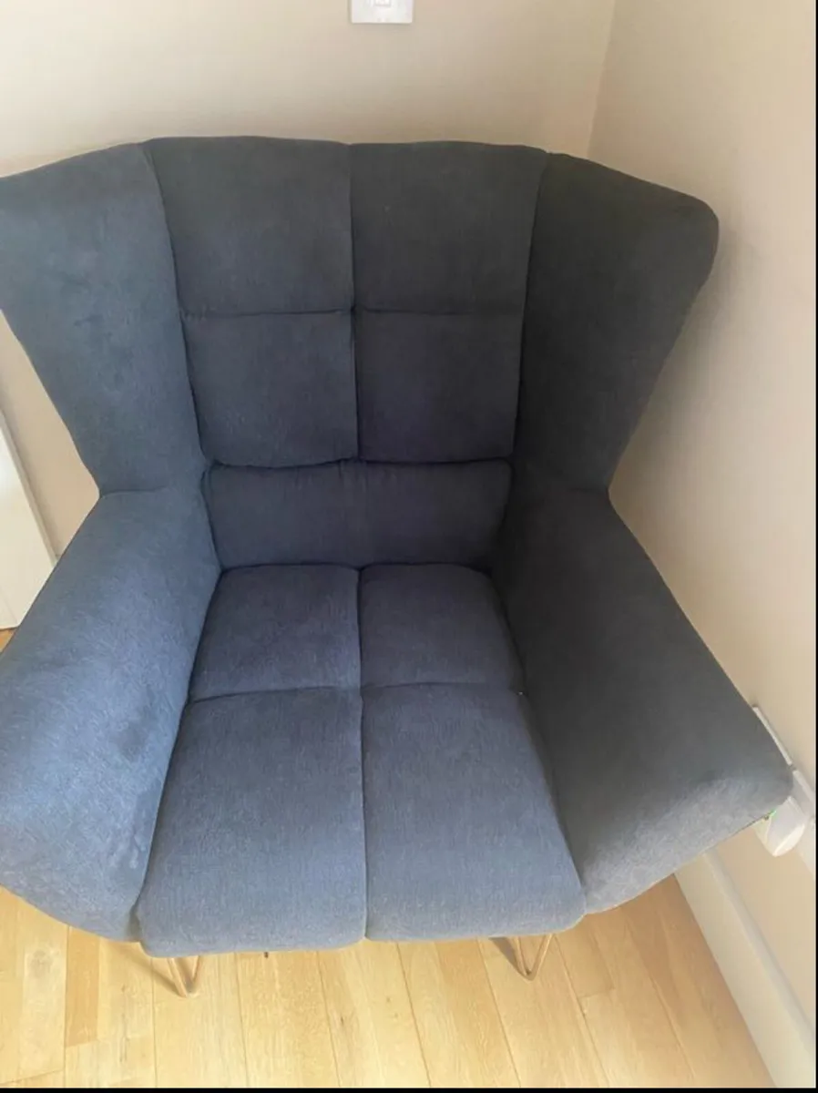 Armchair - Image 1
