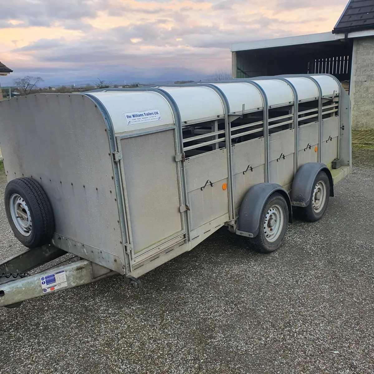 12 foot low roof iforwilliams sheep trailer - Image 1