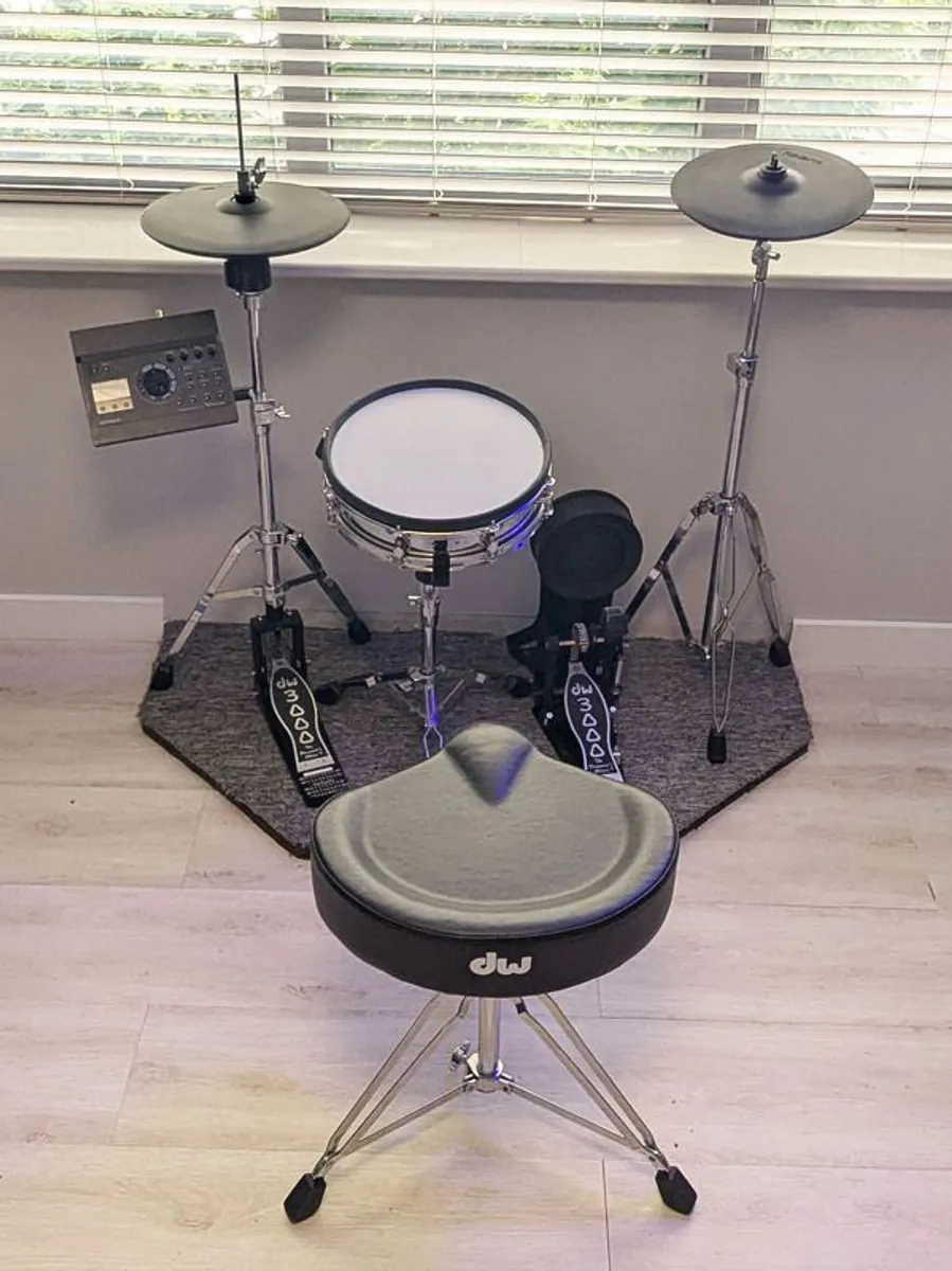 Electronic drums (Roland + Dw3000) - Image 1