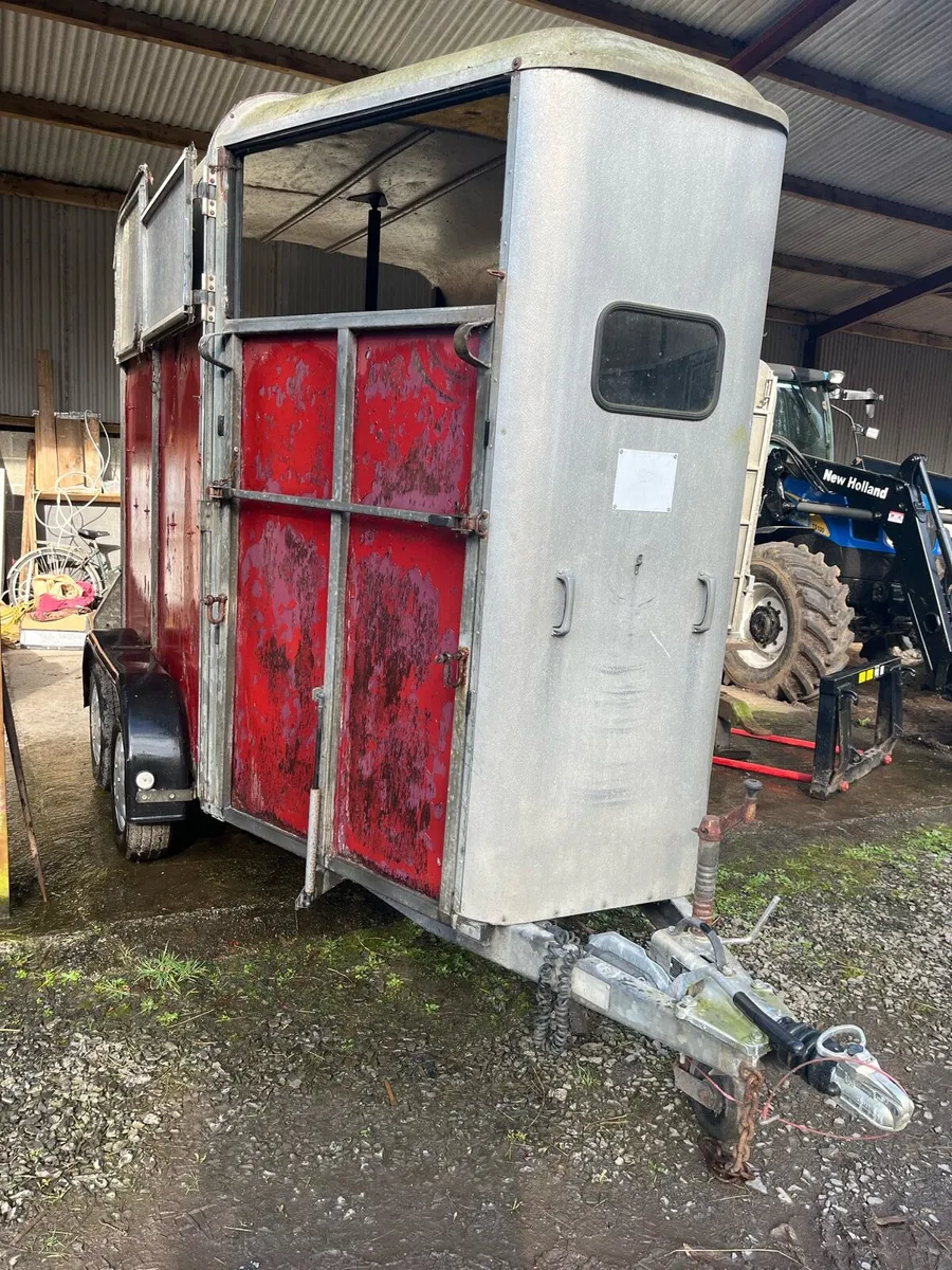 Horsebox 505 - Image 2