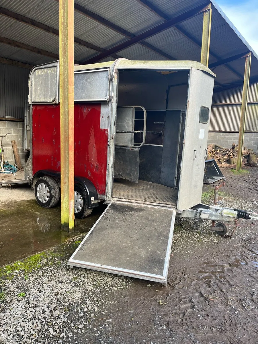 Horsebox 505 - Image 3