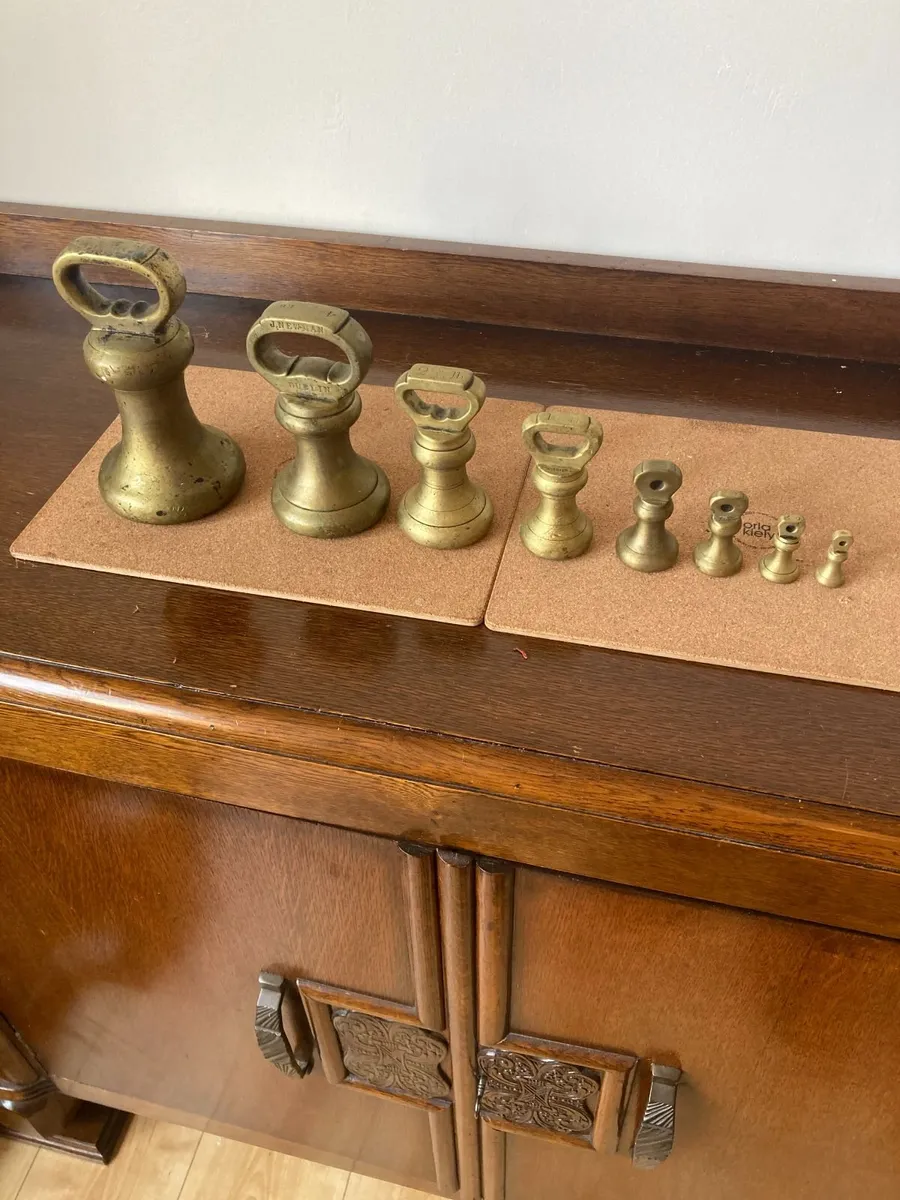 Antique Brass Weights - Bell Weights x 8 - Image 3
