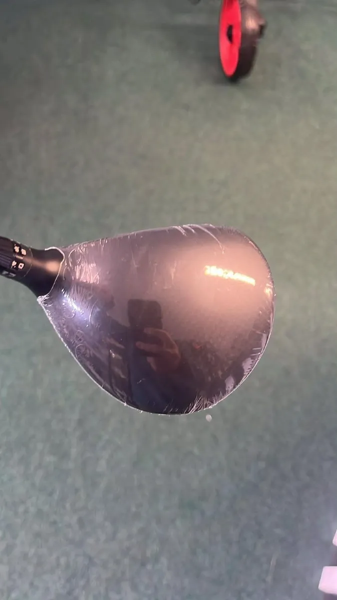 Cobra DS-ADAPT 3 Wood Stiff Denali €349 Now €229 - Image 3