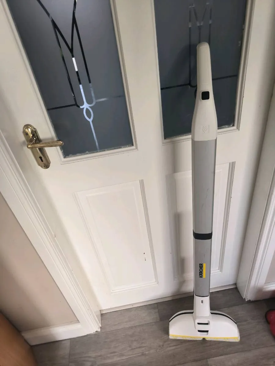 Kärcher Floor Cleaner