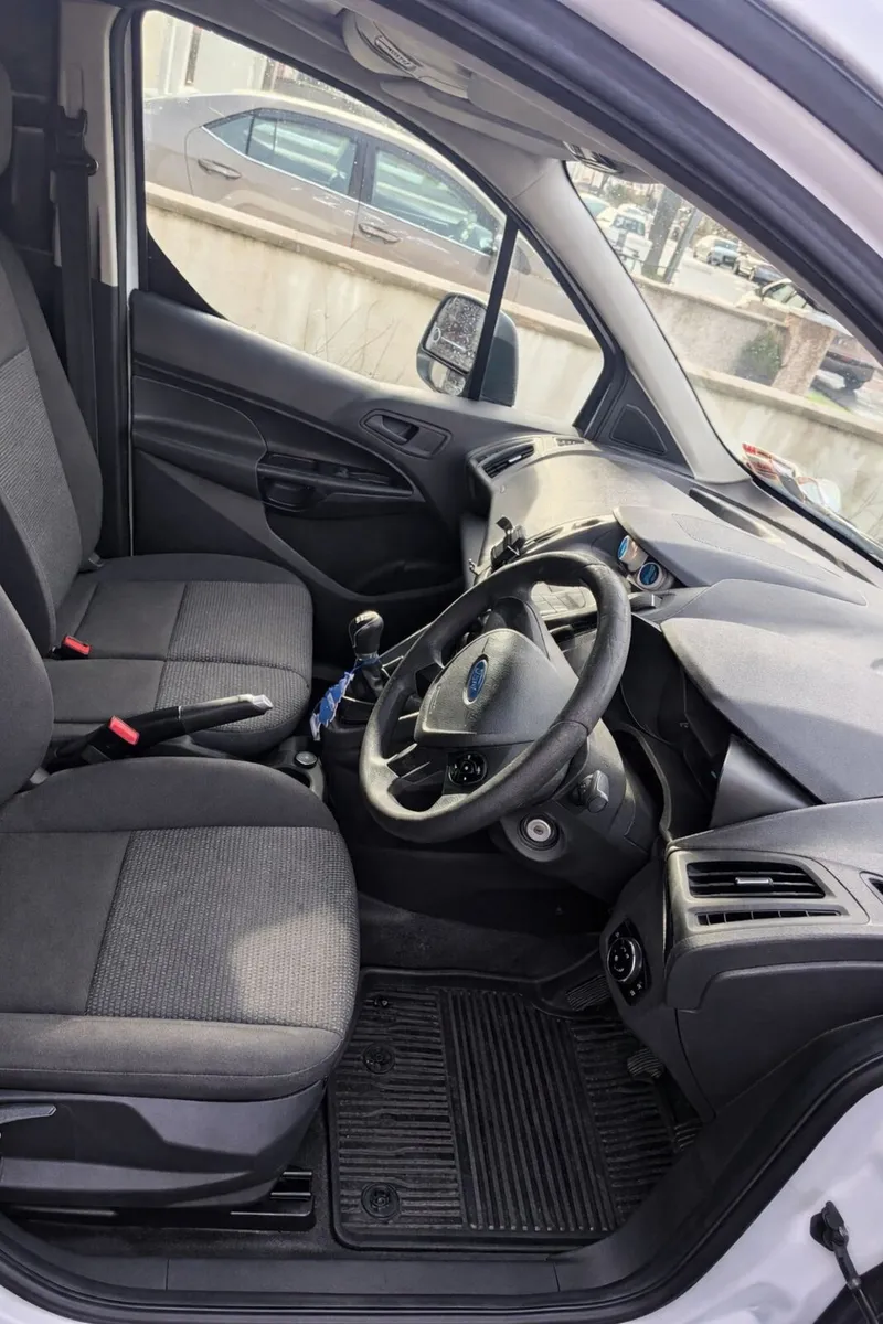 Ford Transit 2017 LWB - Image 4