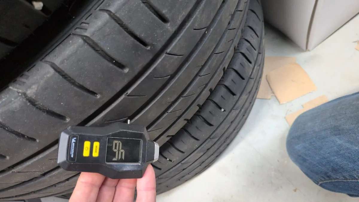 VW Steel Rims & Tyres - Image 3