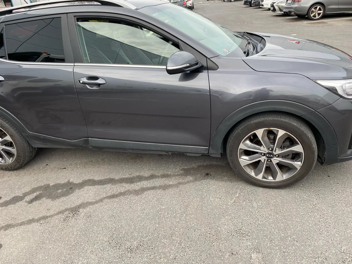Kia Stonic K2 petrol - Image 2