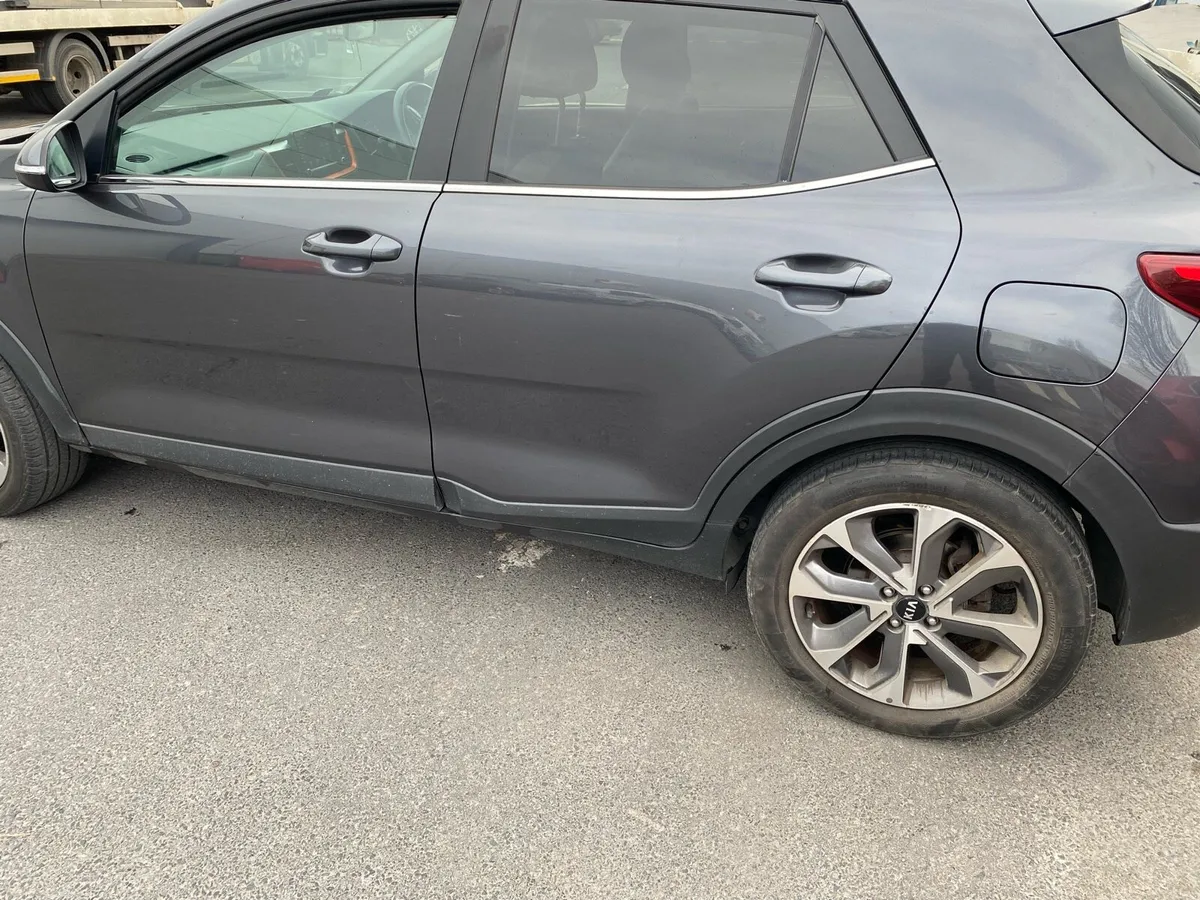 Kia Stonic K2 petrol - Image 4