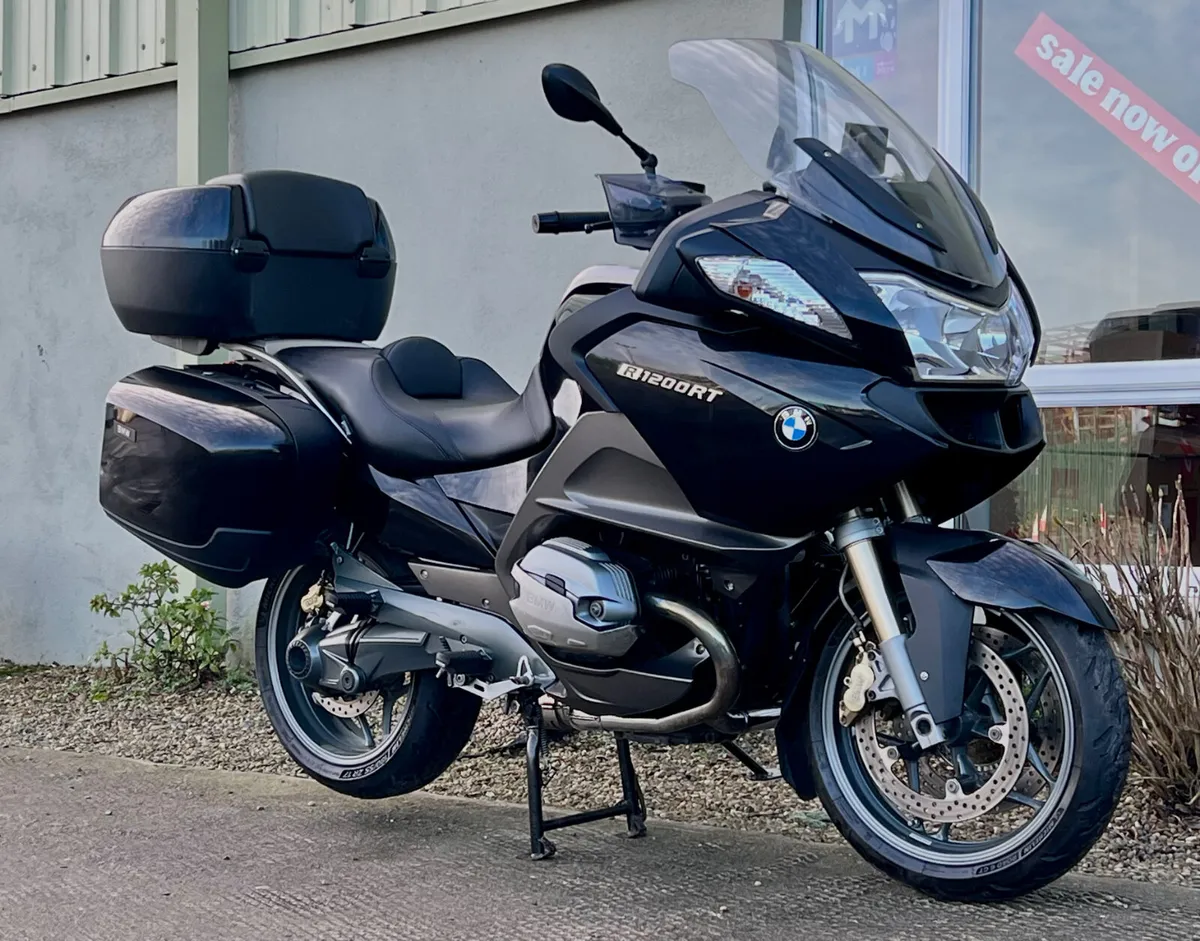 BMW R 1200 RT 90th Anniversary - Image 2
