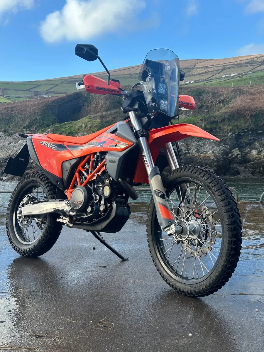 KTM  690 enduro r  2024 - Image 1