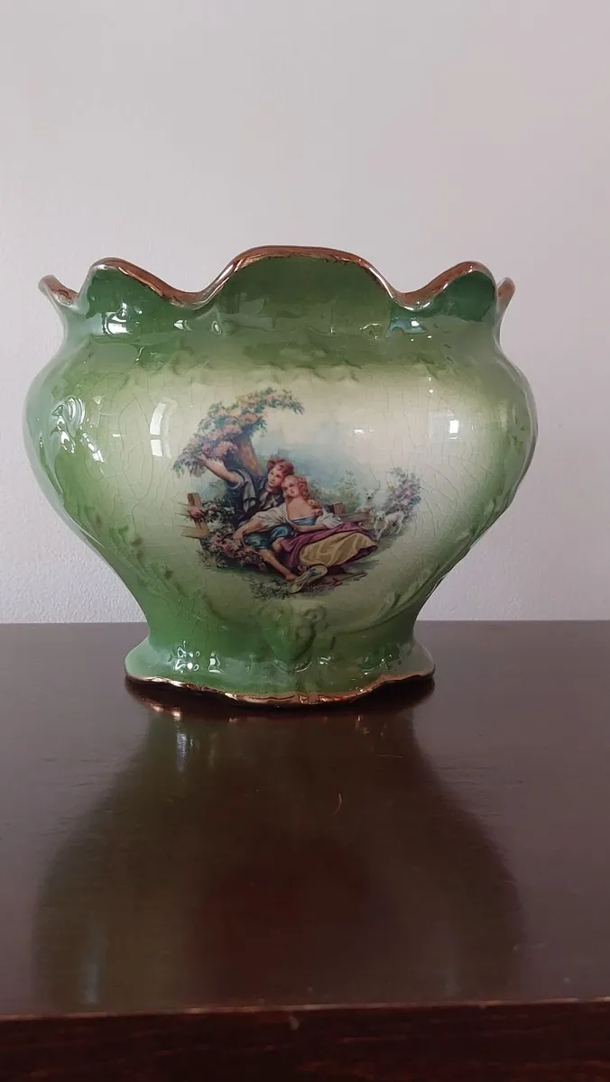 KLM Staffordshire Jardiniere - Image 1