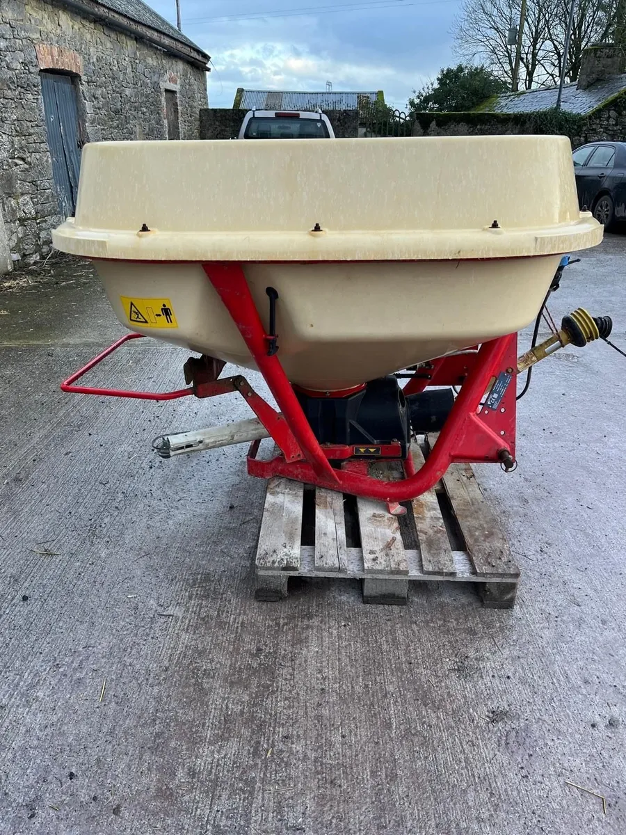 Fert Spreader - Image 4