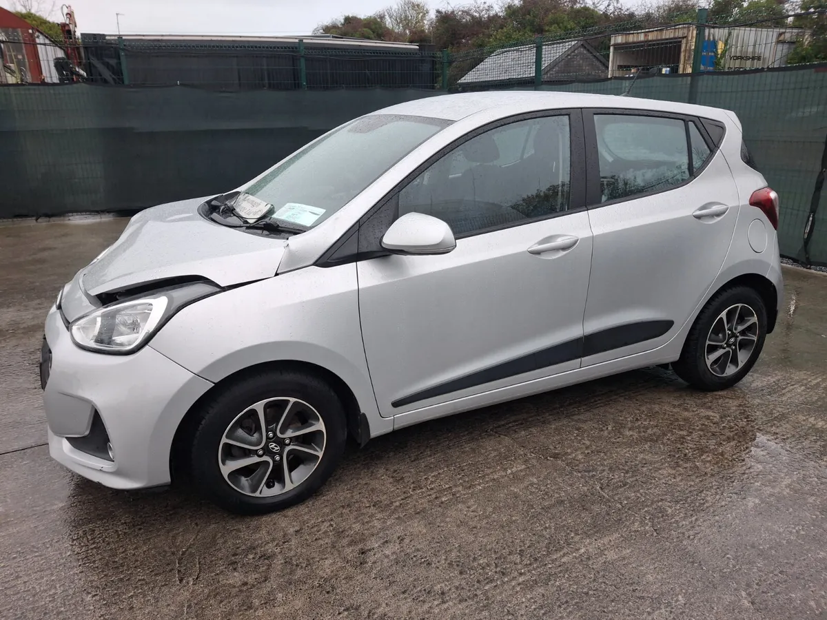 2018 Hyundai i10 Deluxe 1.0 Petrol - Image 1