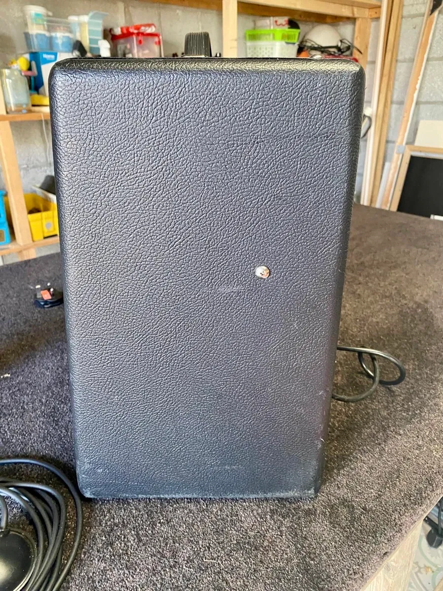 Fender Blues Junior Guitar Amp - Image 4