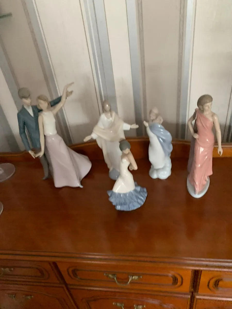 Collectables - Image 1