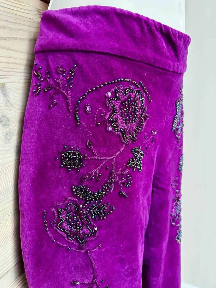 Vintage Karen Millen velvet embroidered pants 10 - Image 3