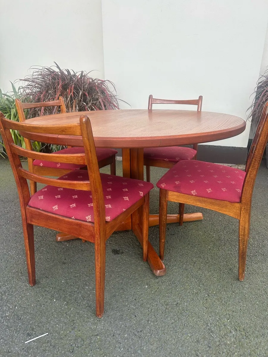 CJ Rosengaarden Danish table and 4 chairs - Image 4