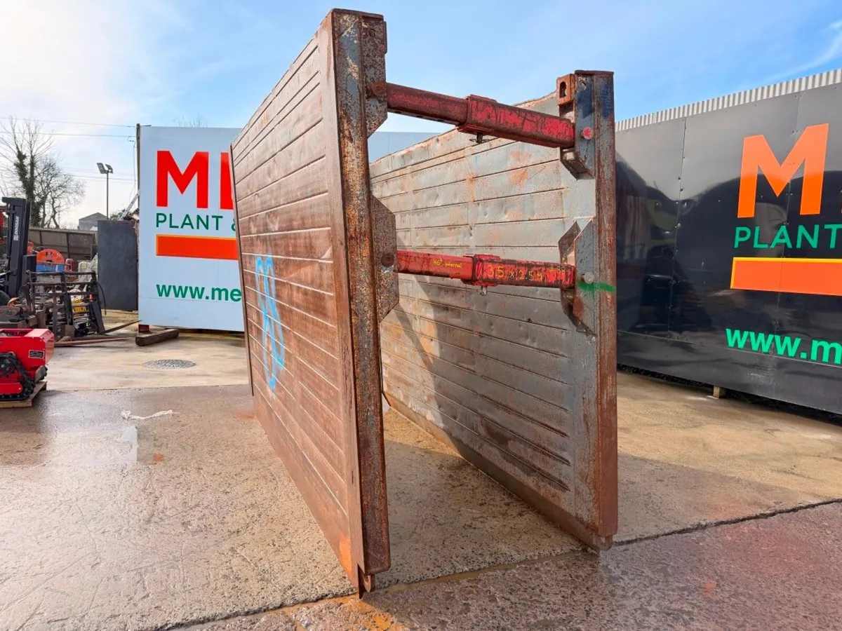 3.5 X 2.5 METRES TRENCH BOX .......88 - Image 4