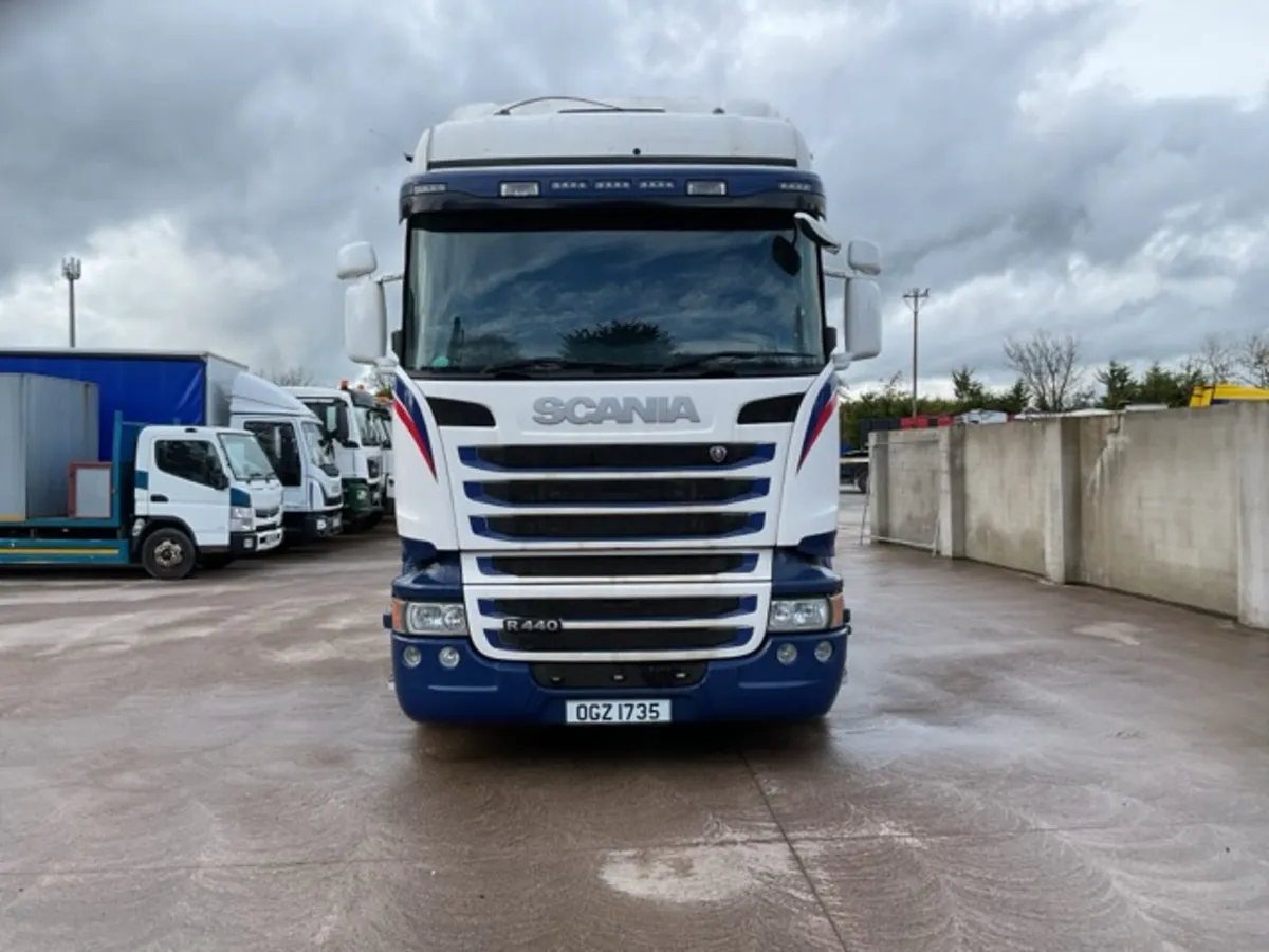 2019 Scania R440 4x2 Tractor Unit - Image 2