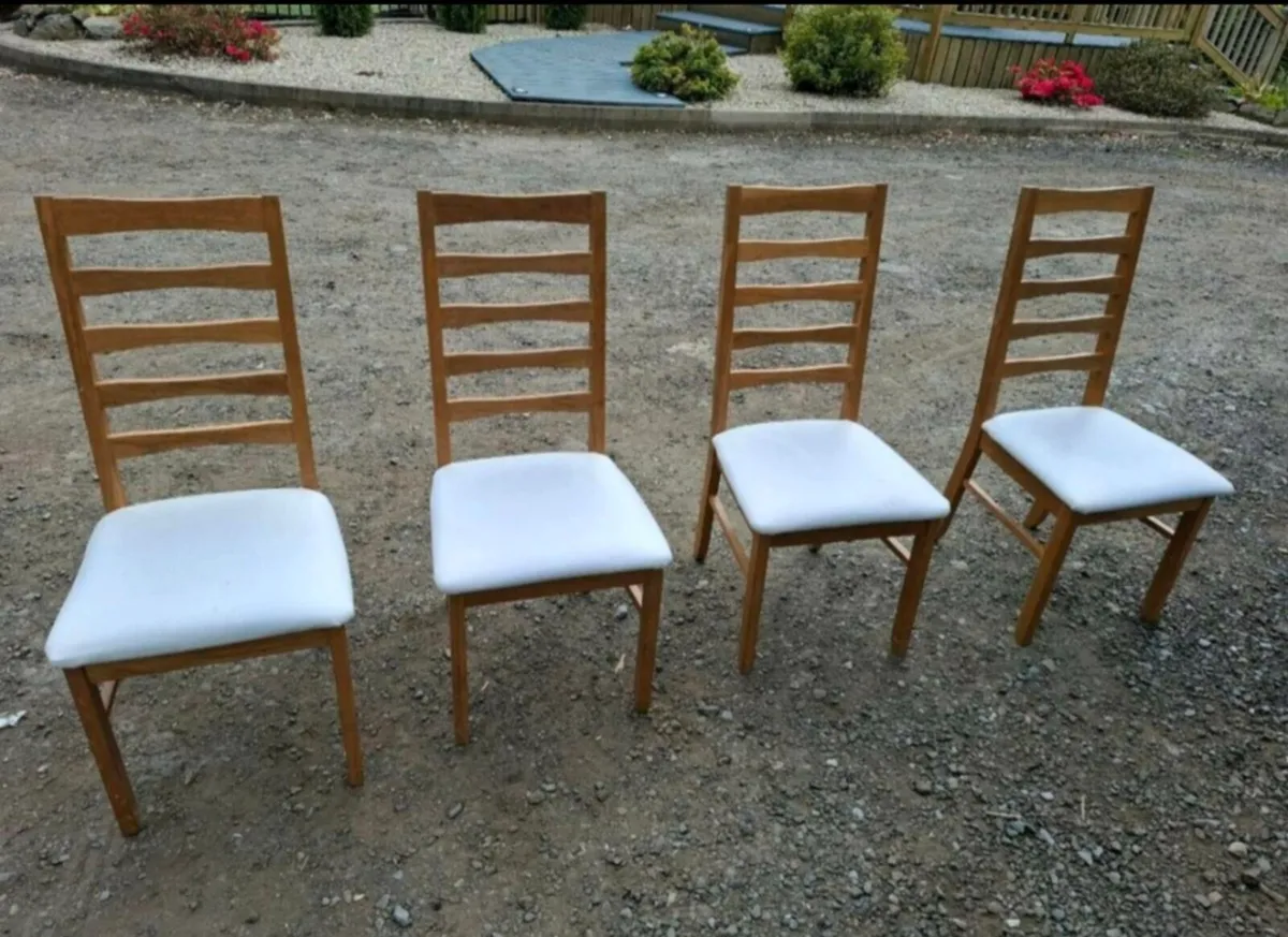 4 x solid oak dining chairs - Image 1