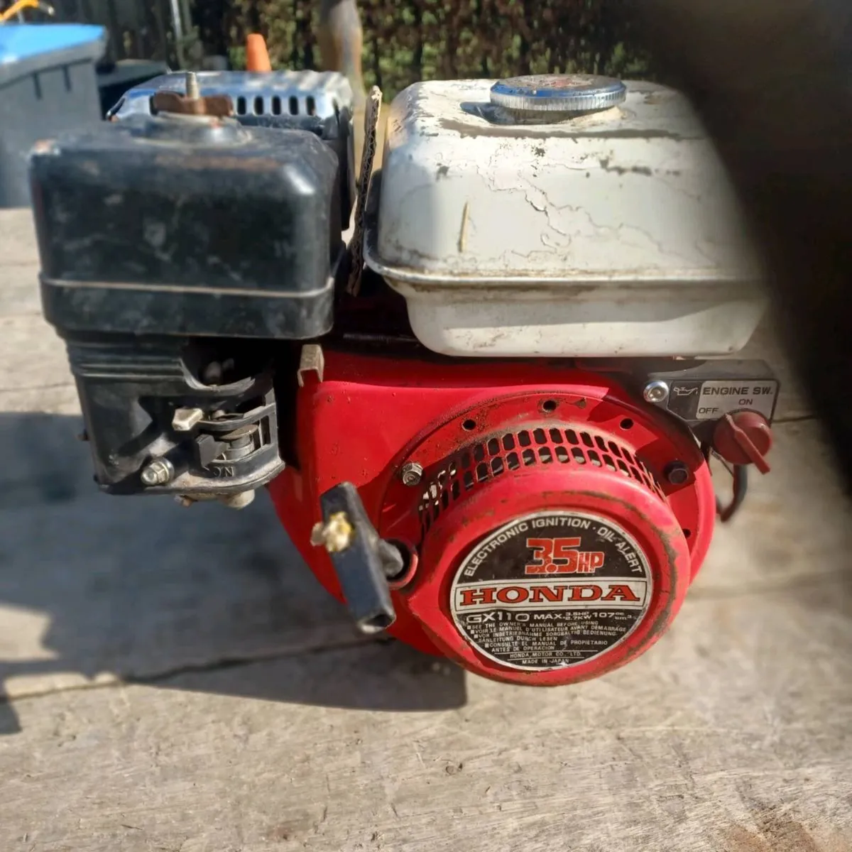 Honda engine. - Image 1