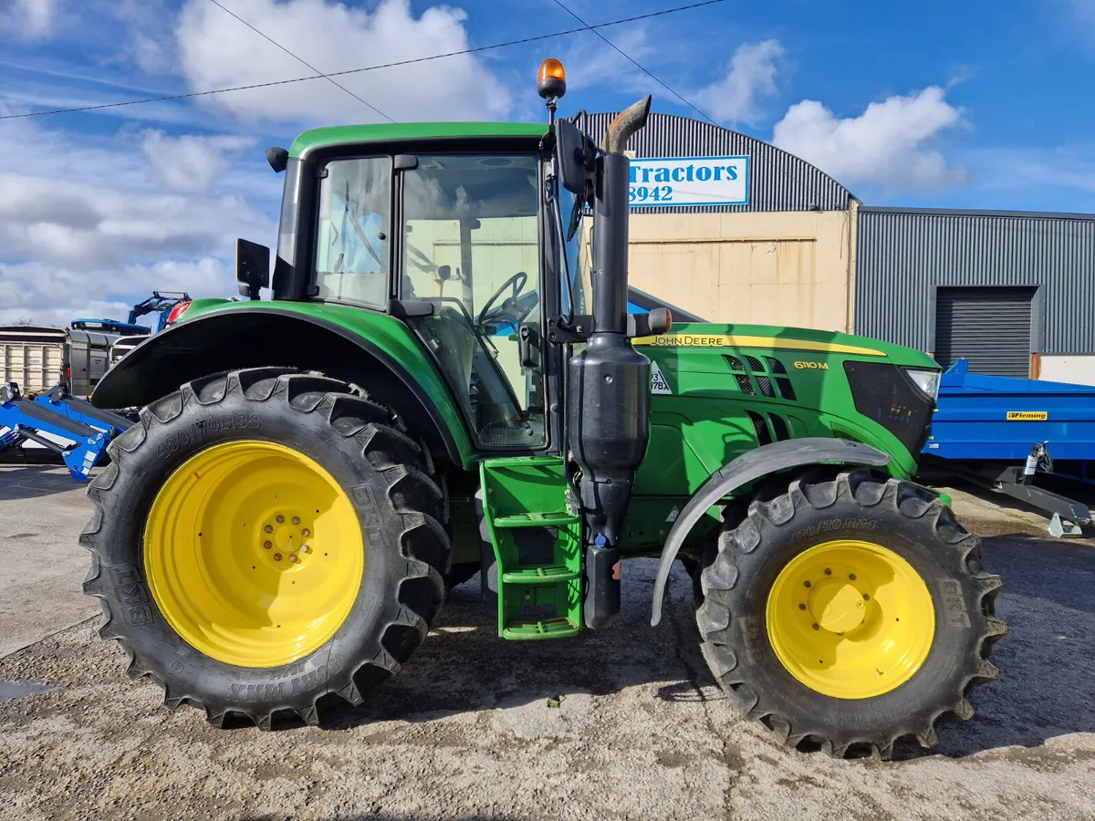 2017 John Deere 6110M - Image 1