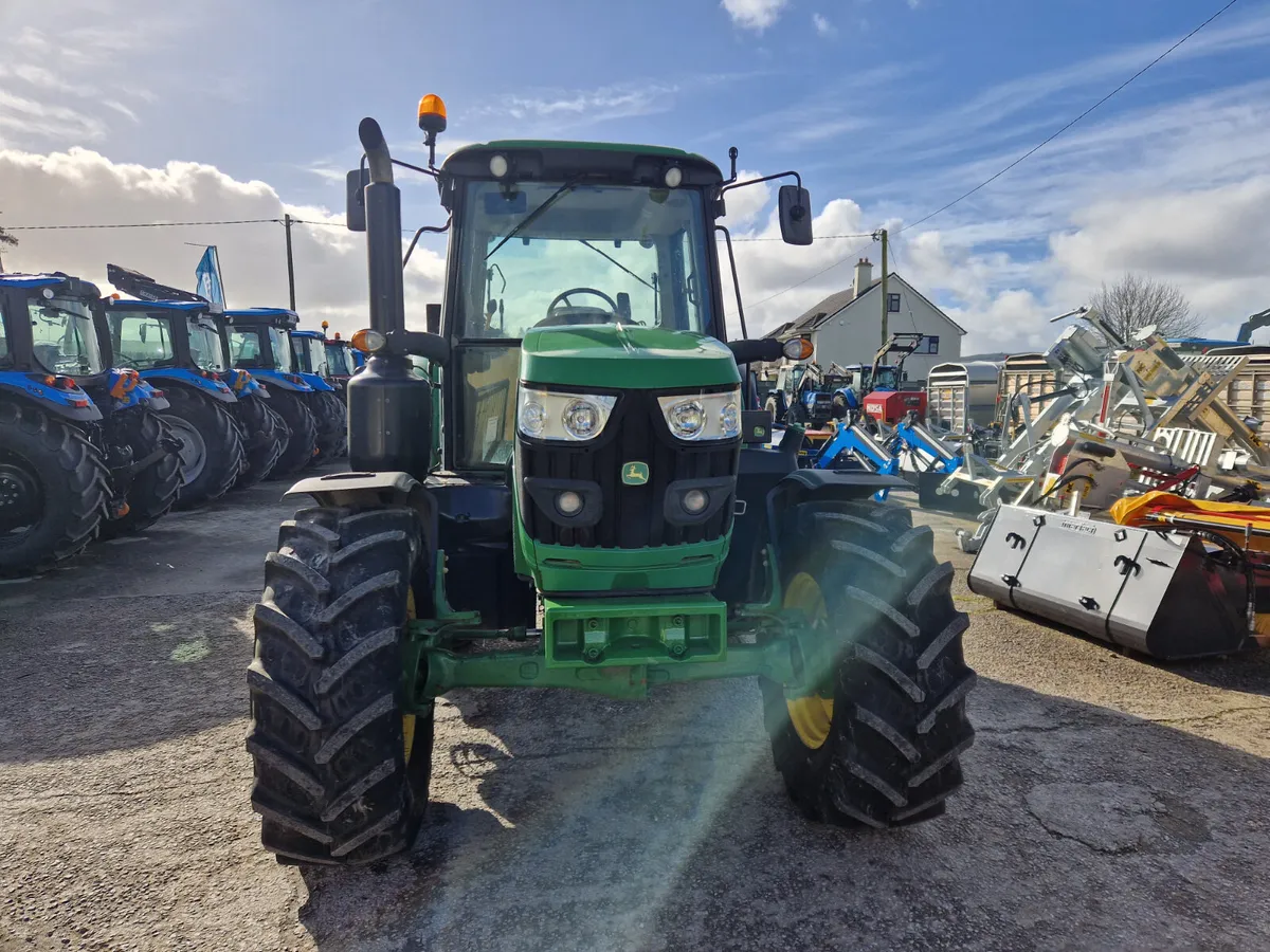 2017 John Deere 6110M - Image 4