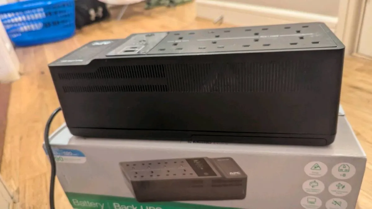 APC back up By Schneider - Image 1