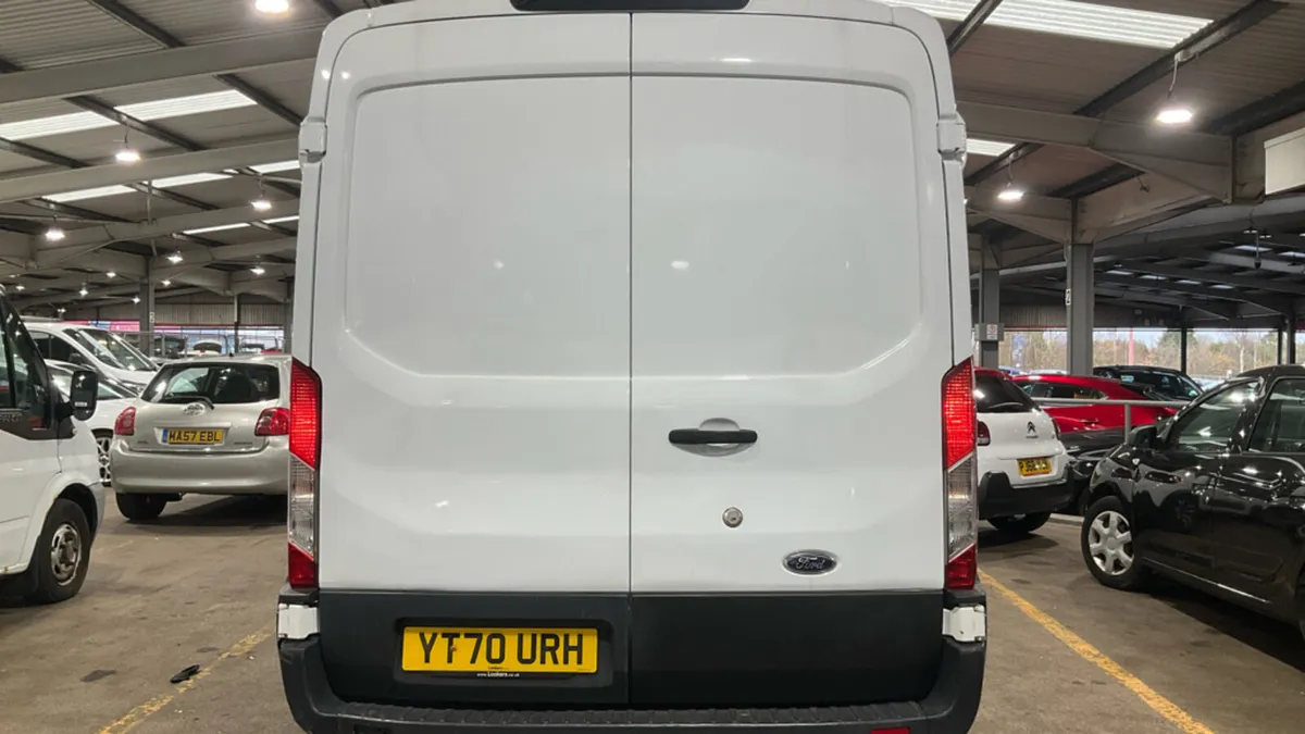LATE 2020 TRANSIT 130 350 RWD L3H2 - Image 4