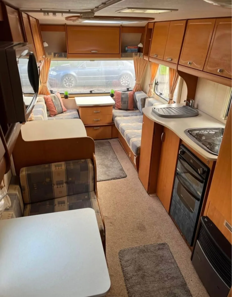 09 Bailey 6/7 berth with Air Awning - Image 3