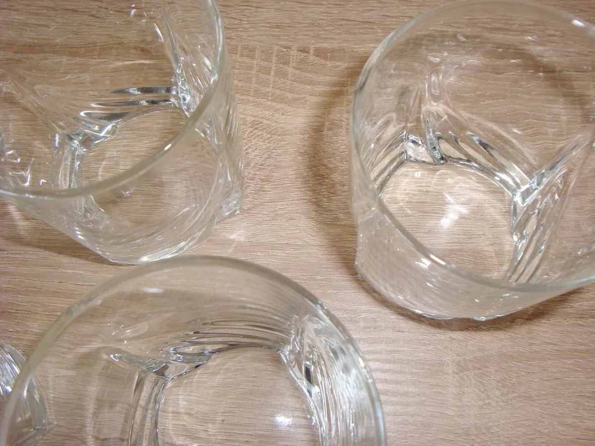 6 water glasses - Image 4