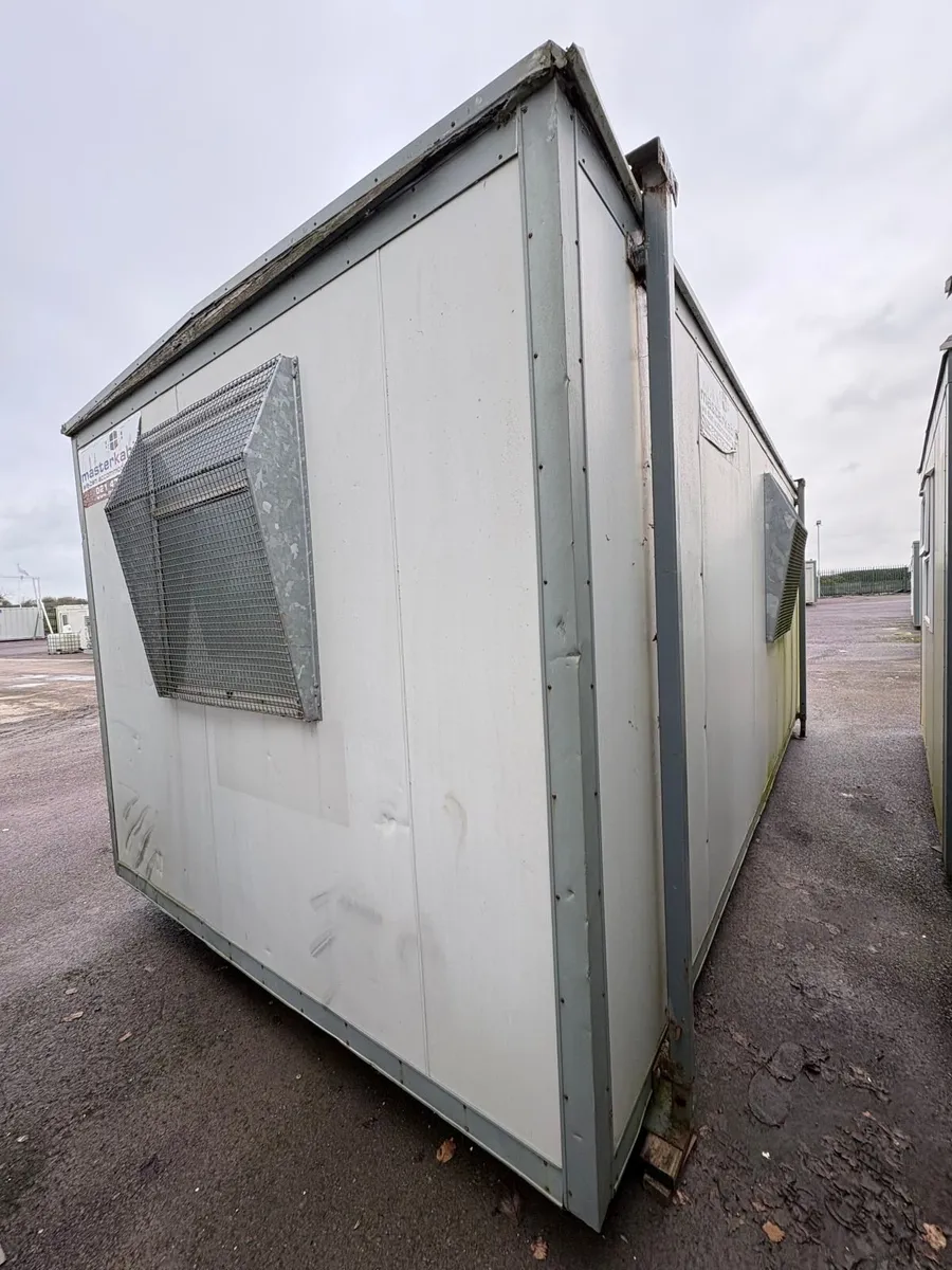 6m x 3m (20ft  x 10ft) Open Plan Office with WC - Image 3