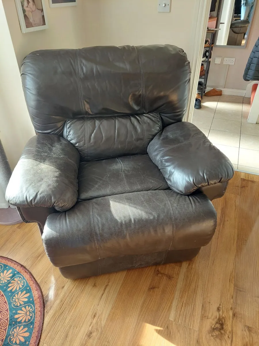 Recliner for free - Image 1