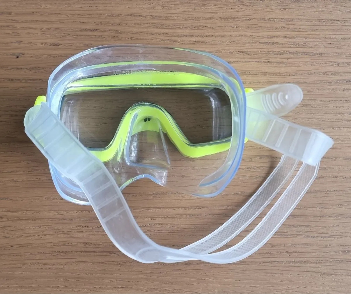 Kids Snorkel Mask - Image 1