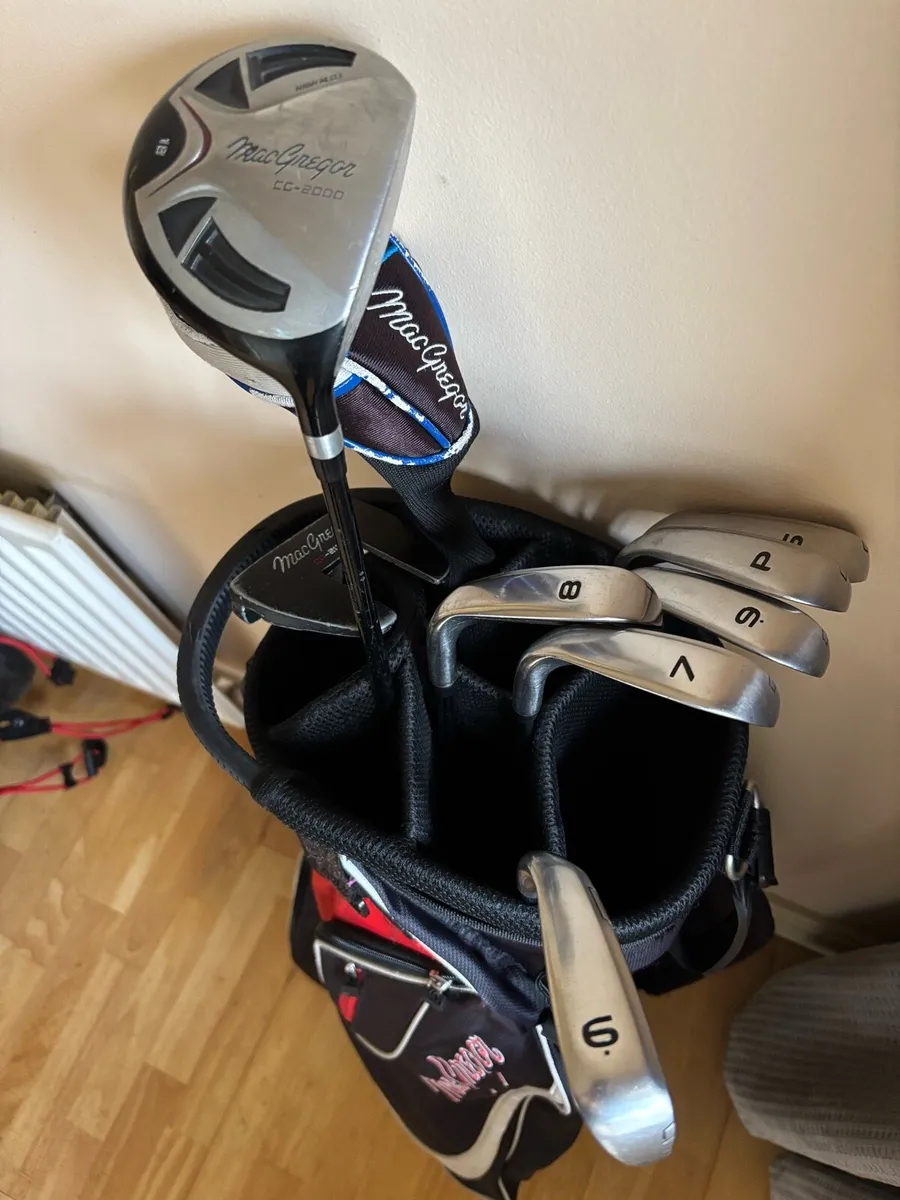 GOLF SET, INCLUDING BAG - Image 1