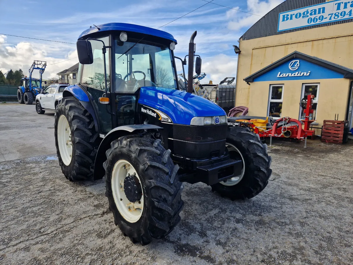 2004 New Holland TD95 - Image 2