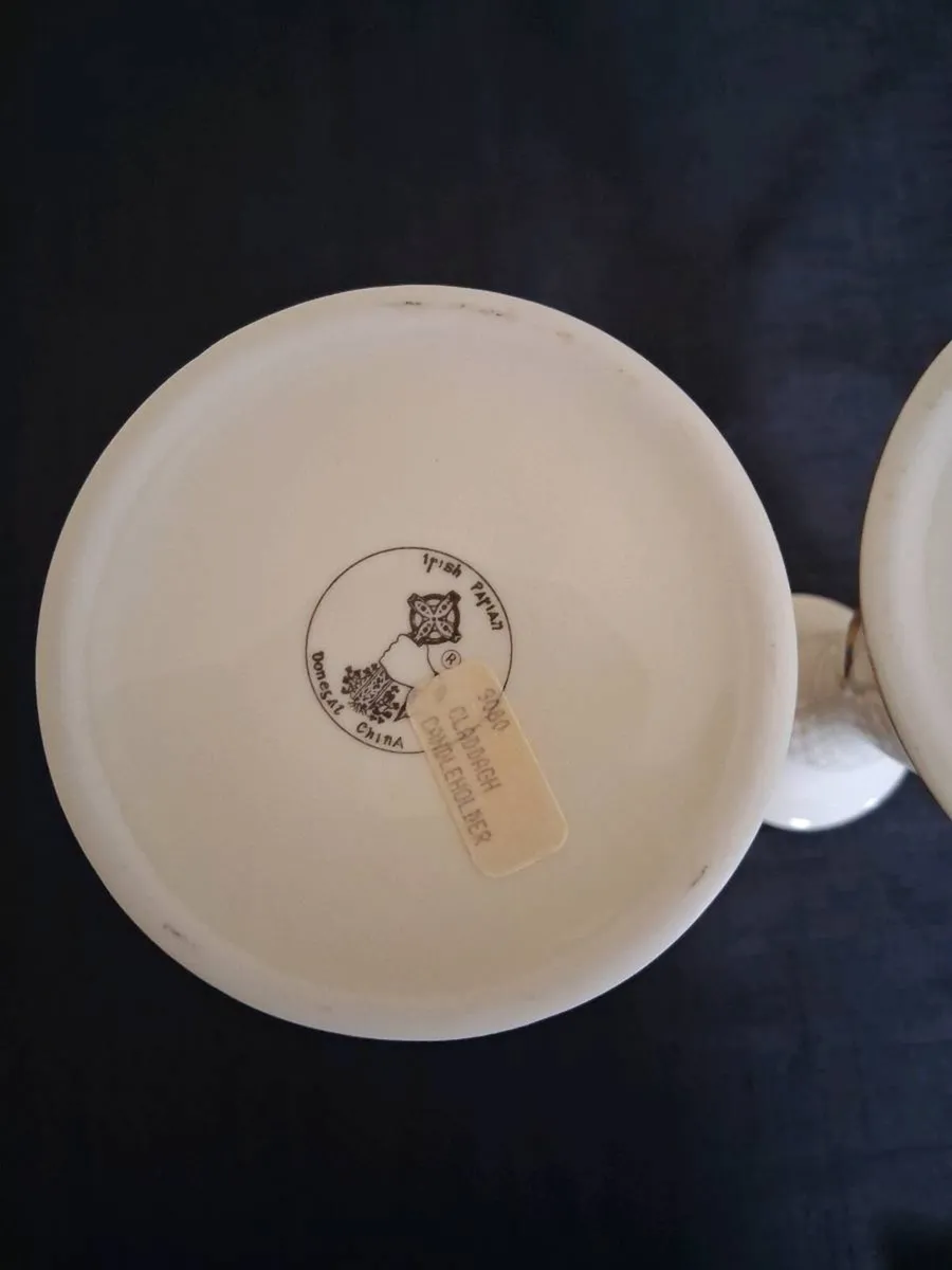 2 Donegal China Claddagh Ring Candlestick Holders - Image 2