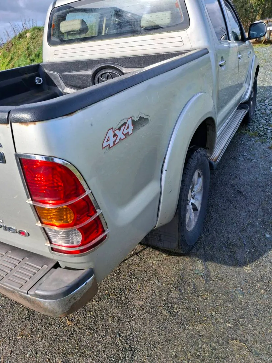 Toyota Hilux * Chassis 100% * - Image 3