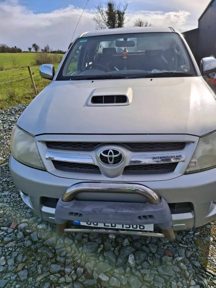 Toyota Hilux * Chassis 100% * - Image 1