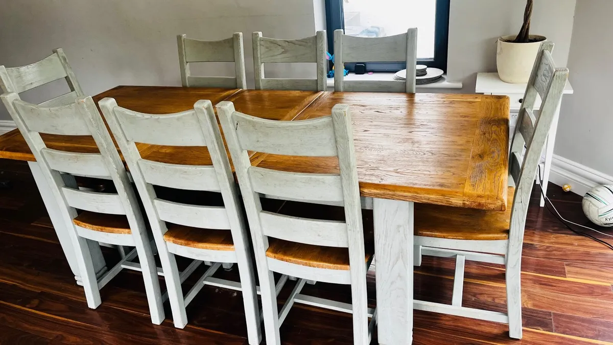 Kitchen Table & Chairs - Image 1