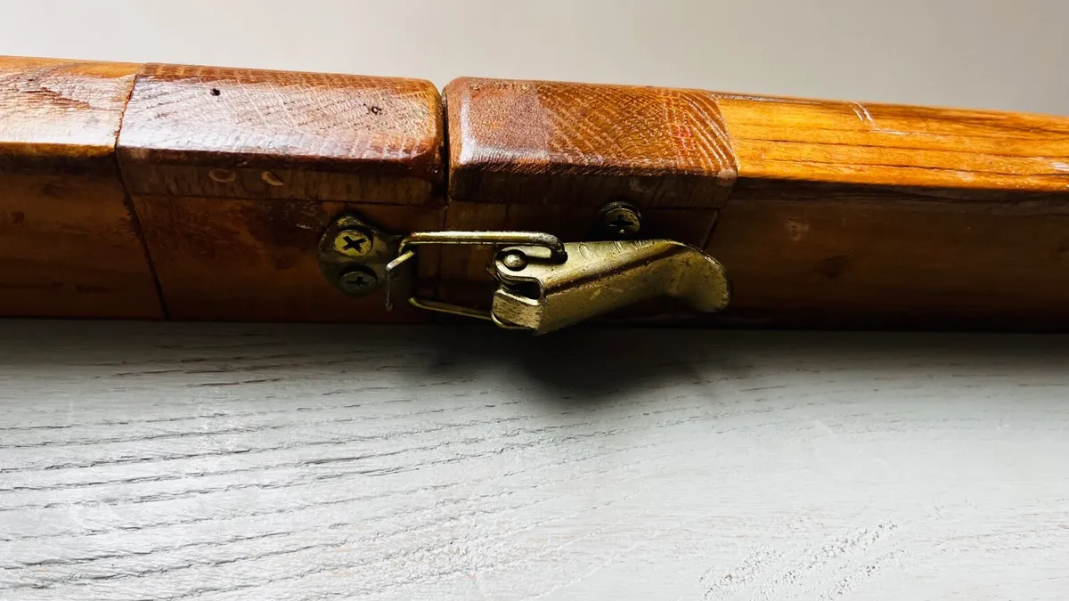 Kitchen Table & Chairs - Image 4