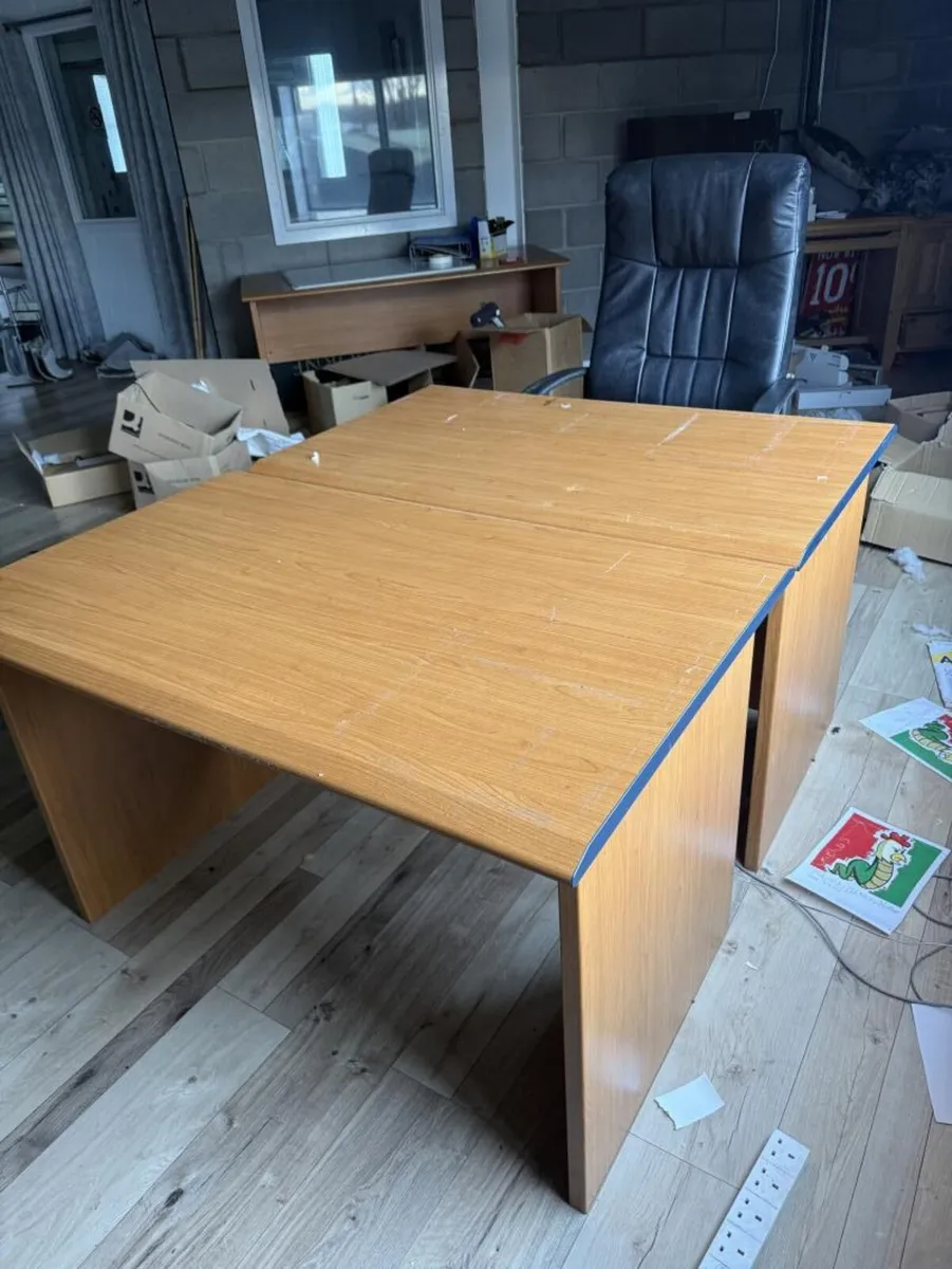 A Selection of Office Desks - Image 4