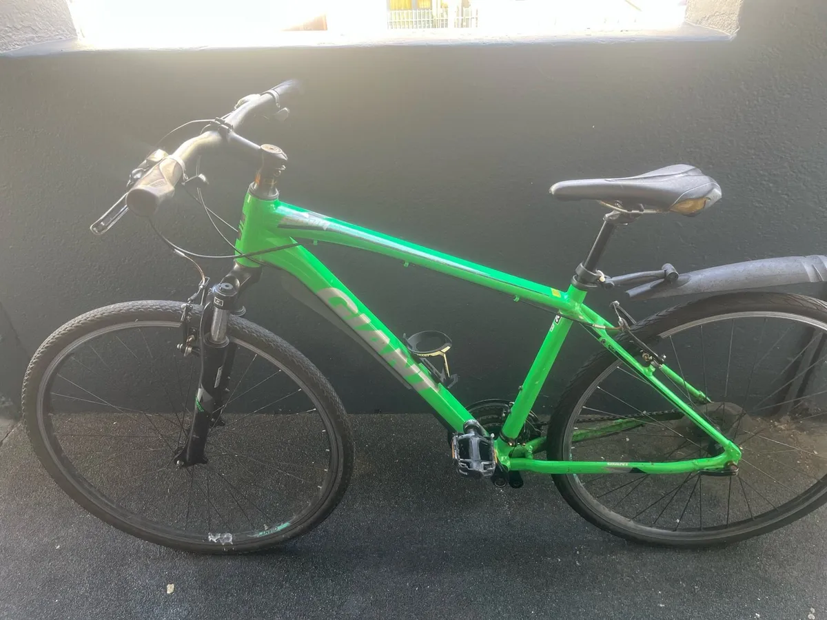 GIANT Bike - Image 1