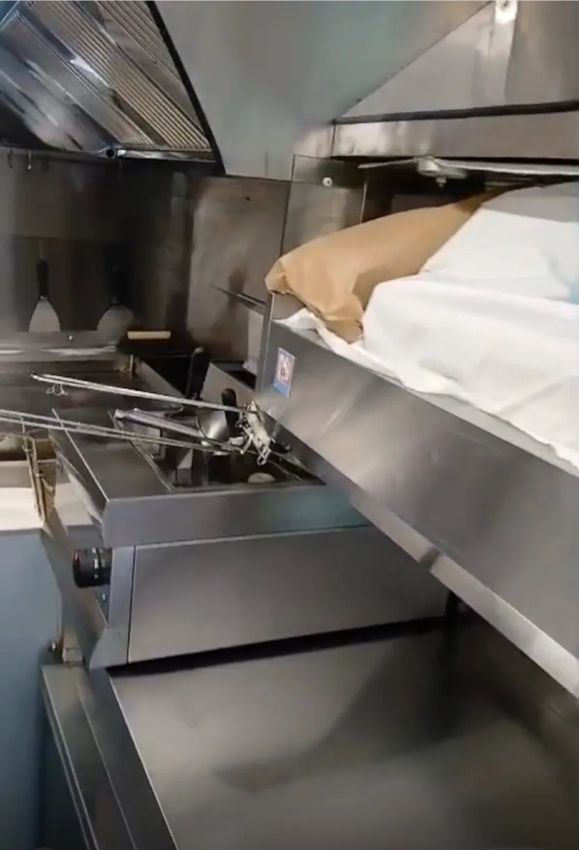 Food Truck – Fully Fitted – Turnkey - Image 2