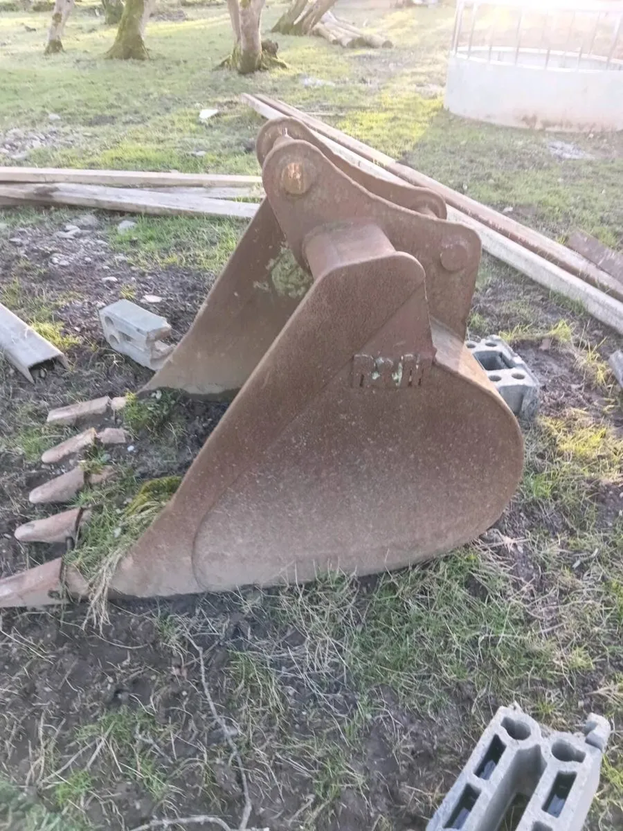 Digger Bucket - Image 1