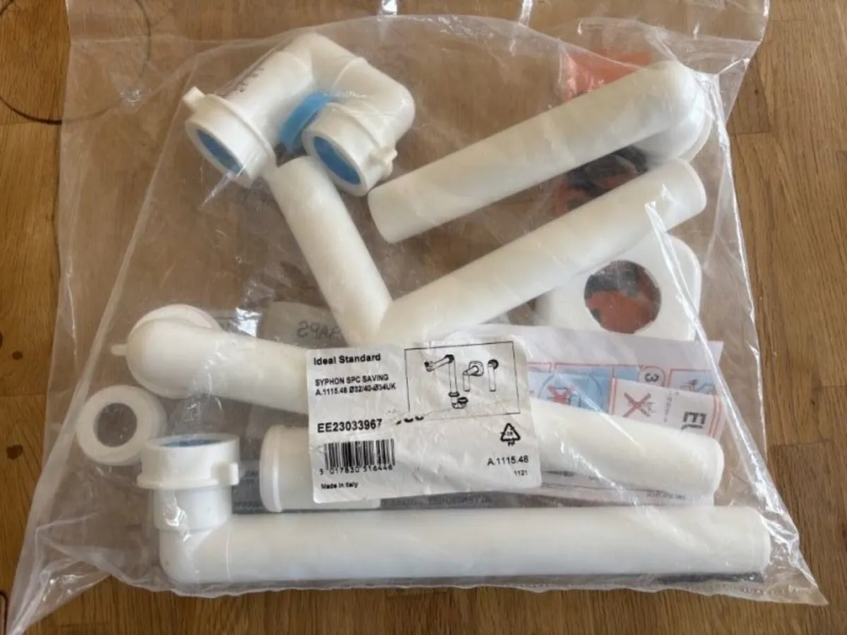 Square Bathroom Washbasin - Image 3