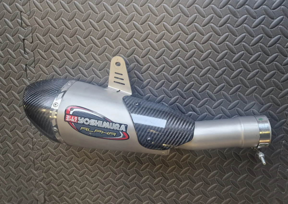 Gsxr1000 2016> Yoshimura - Image 2