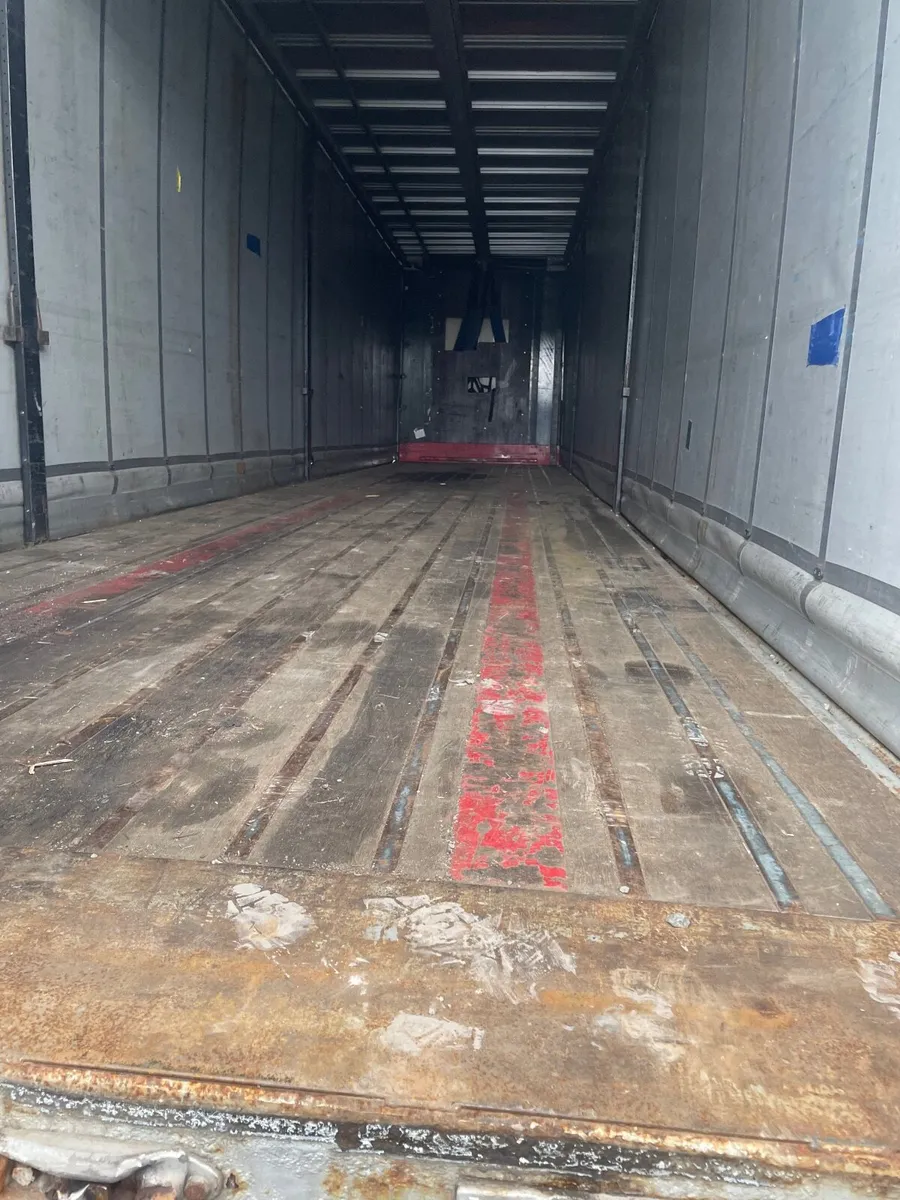 Sdc 45ft curtainsider - Image 4