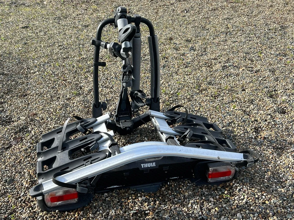 Thule bike carrier - Image 1